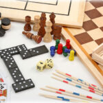 Настольные игры: как выбрать идеальную игру для компании