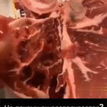 В американских магазинах стали продавать мясо, «выращенное» в лаборатории