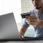 В РФ запустят сервис «второй руки» для защиты от мошенников