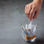 Нелегальный оборот табачных изделий в РФ снизился до рекордных значений