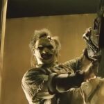 А24 и Глен Пауэлл перезапустят «Техасскую резню бензопилой» — по культовому хоррору снимут сериал