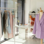 Количество выходов на рынок РФ зарубежных fashion-брендов сократилось в два раза