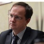 Дипломатия сквозь огонь: Россия везет самую крупную делегацию на переговоры через Италию, пока Украина пытается атаковать российский тыл