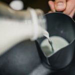 Рекордное количество молока скопилось на складах в России
