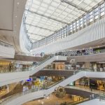 Бренды продолжают закрывать магазины в торговых центрах Москвы