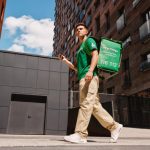 Купер: 39% курьеров совмещают доставку с основной работой