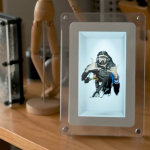 Looking Glass представила фоторамку, превращающую любые изображения в голограммы