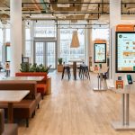 Сеть «Вкусно — и точка» прекратила судебную тяжбу с Роспатентом