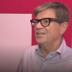«Крёстный отец ИИ» рассказал, почему индустрия скоро может рухнуть