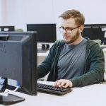 Рейтинг офисных профессий по зарплатам