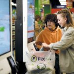 Fix Price запустил AI-ассистента для заведующих магазинами