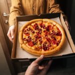 Доставка приносит ресторанам до 30% оборота — аналитика