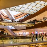 Посещаемость торговых центров Петербурга снизилась на 5%