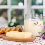В России снизились цены на сливочное масло и молоко