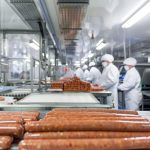 «Великолукский мясокомбинат» опроверг использование запрещённой добавки