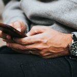 Популярность запрещённых соцсетей в России выросла почти вдвое