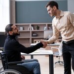 58% компаний нанимают людей с инвалидностью
