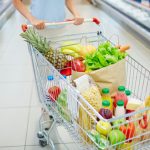 Свинина, яйца и рис возглавили список самых подешевевших продуктов