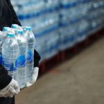 Реализация свыше 70 тысяч бутылок напитков из Армении приостановлена